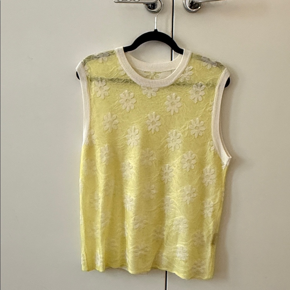 Jacquemus Floral Lace Sleeveless Top - Yellow and White